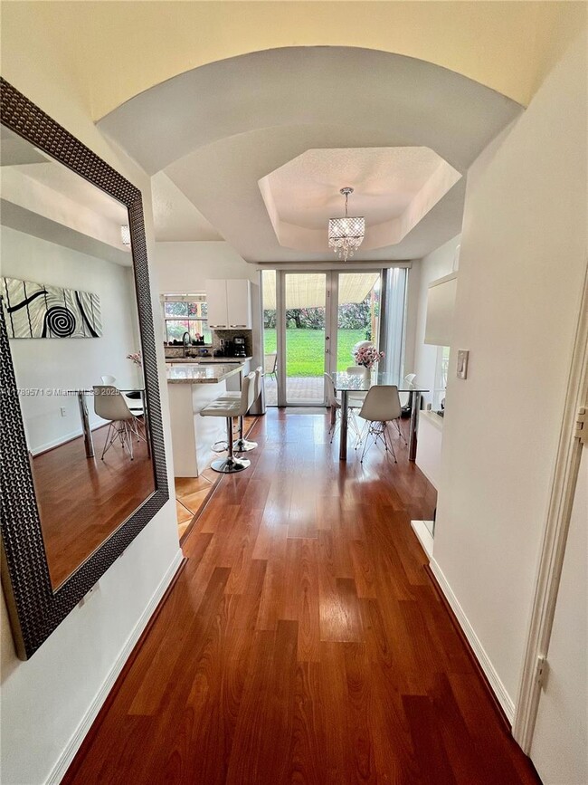 Foto del edificio - 6120 NW 116 Pl