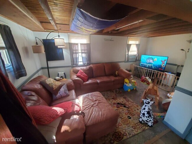 Foto del edificio - 2 br, 1 bath House - 1252 Main St B Unit B
