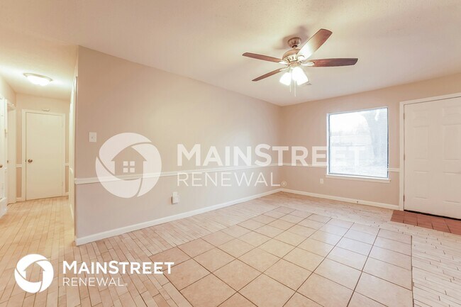 Foto del edificio - 5325 Longwood Cove