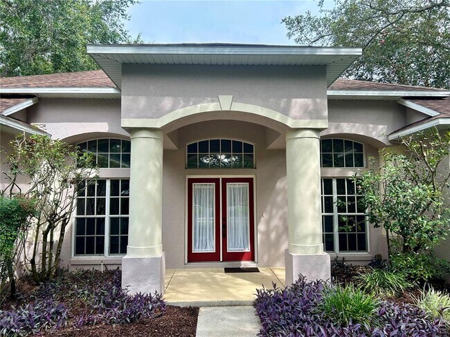 Foto del edificio - 10433 Lake Hill Dr