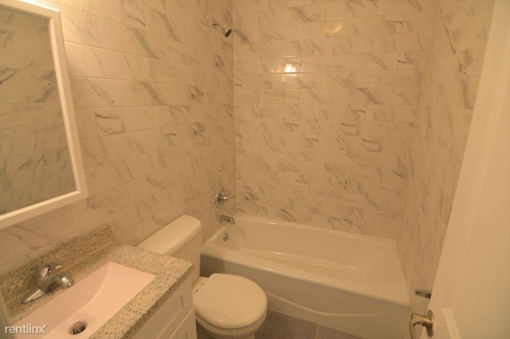 Foto del edificio - 764 Flatbush Ave