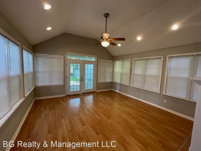 Foto del edificio - 3 br, 2 bath House - 4331 Christina St