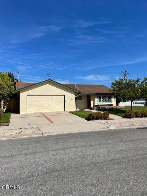 Foto del edificio - 396 Baker Ave