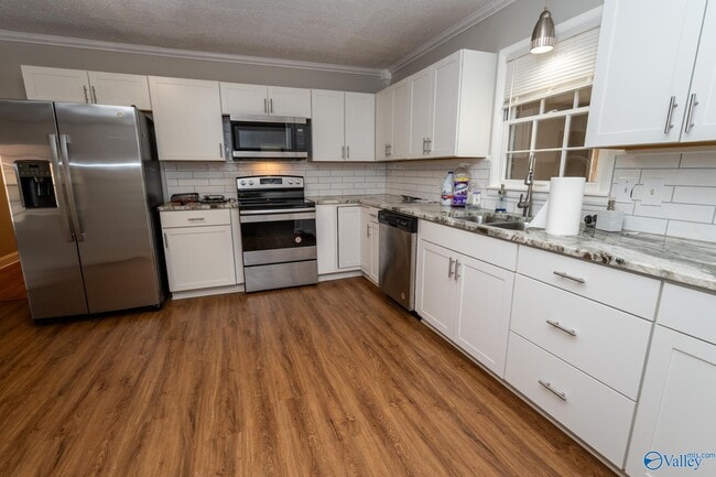 Foto del edificio - 2215 Fairfax St NE