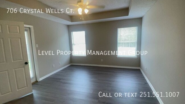 Building Photo - 706 Crystal Wells Ct N