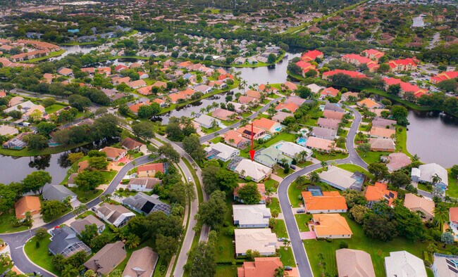 Foto del edificio - 6707 Egret Nest Ln