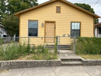 Building Photo - 116 Hawthorne St