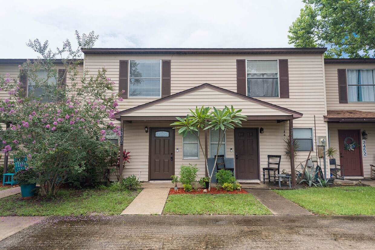 Foto principal - Townhome in Titusville