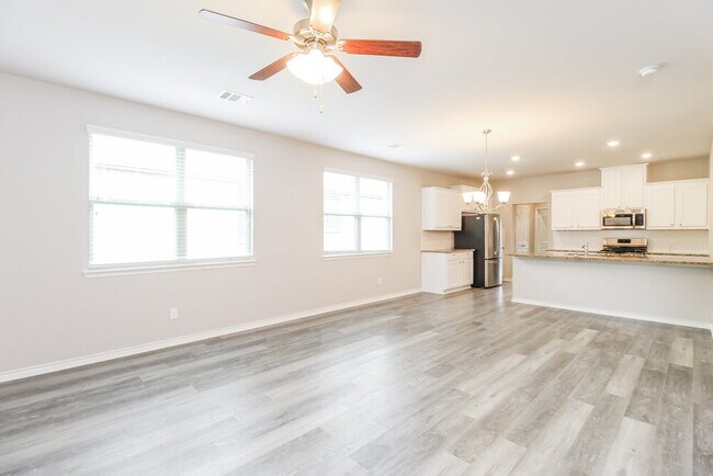 Building Photo - 2157 Barx Dr
