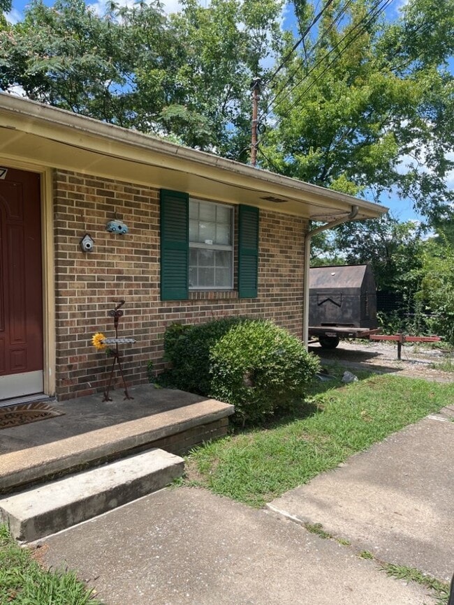 Building Photo - 4177 Willard Dr