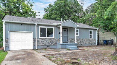 Building Photo - 1354 N Irvington Ave
