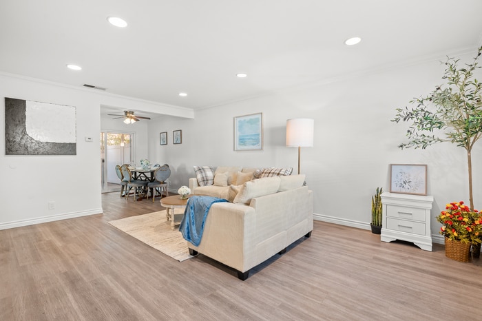 Foto principal - 734 Claraday St