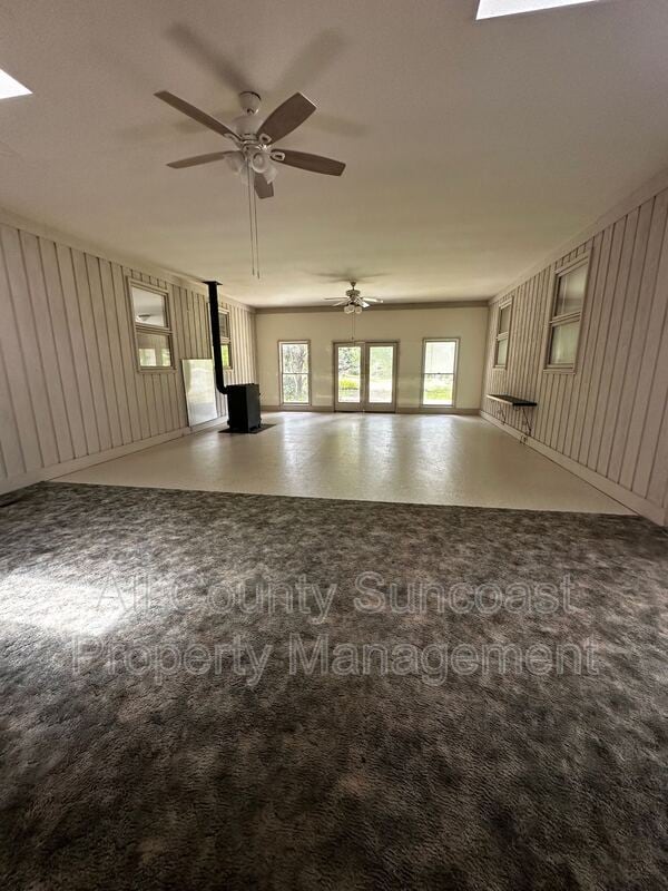 Building Photo - 255 Simpson Rd