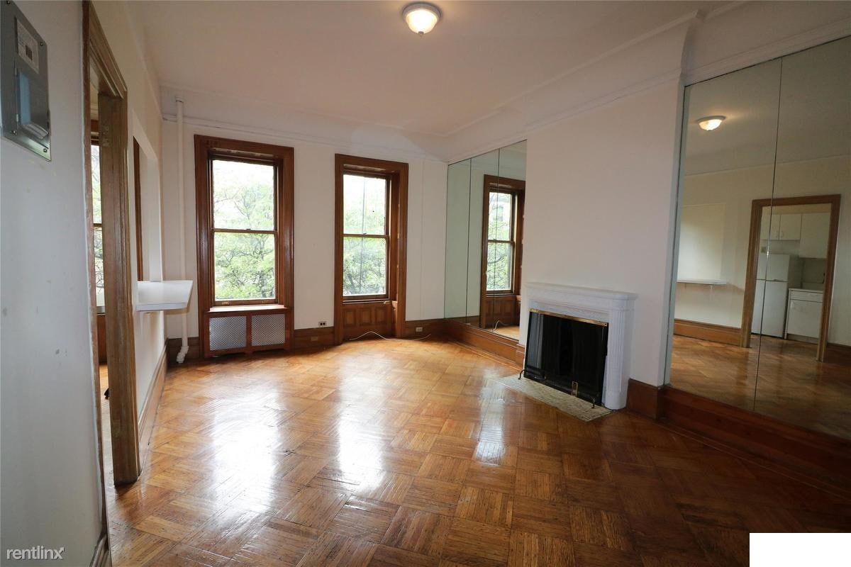 Primary Photo - 40 W 87th St