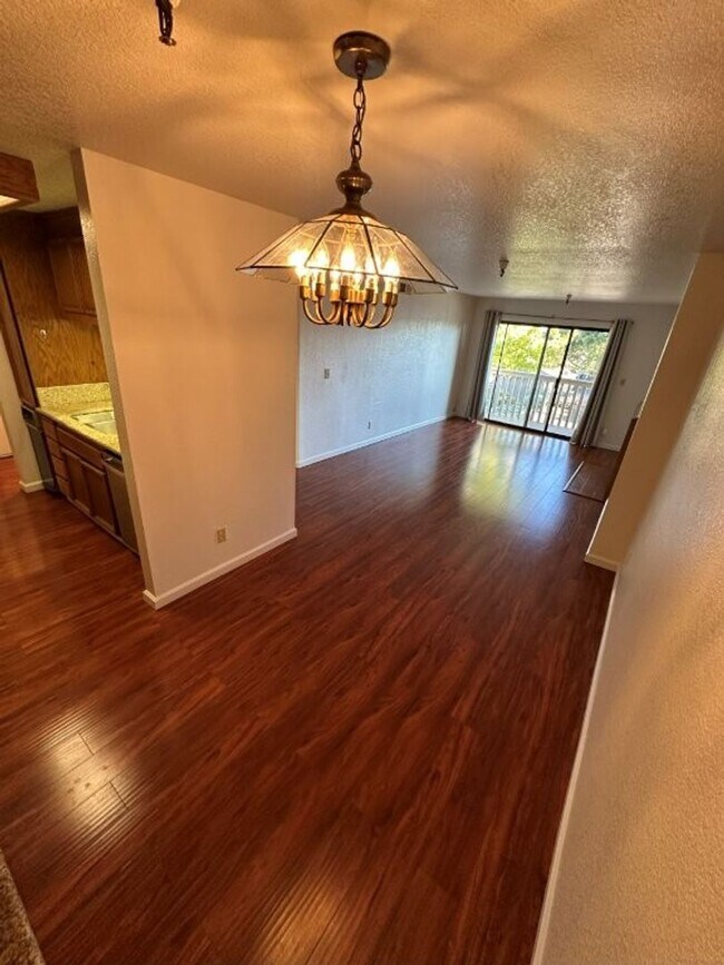 Foto del edificio - Nor Cal Realty, Inc - 2 bedroom 1.5 bath c...