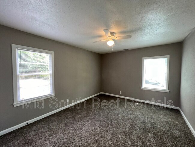 Foto del edificio - 1550 Hope St