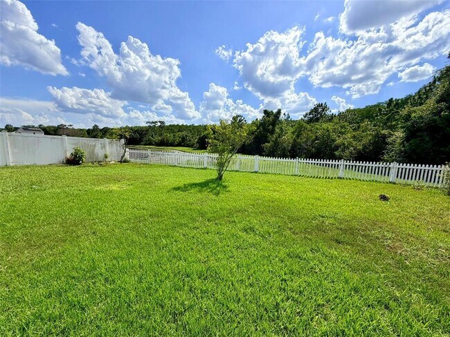 Foto del edificio - 847 Whispering Cypress Ln