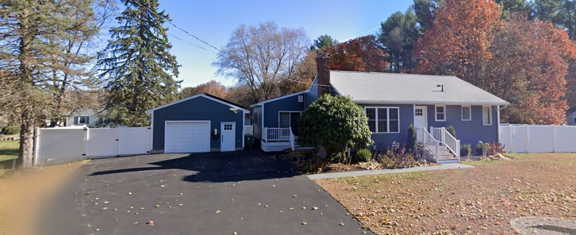 Foto principal - 107 Lexington St