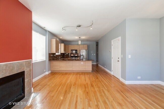 Building Photo - 4858 S Champlain Ave
