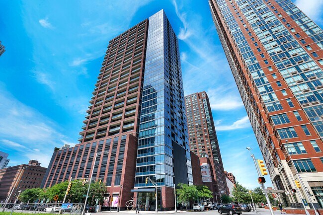 Building Photo - 389 Washington St