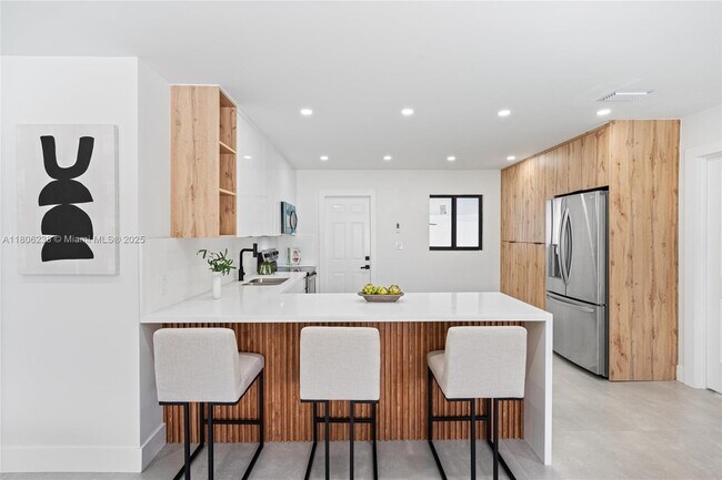 Foto del edificio - 3574 NW 12th St