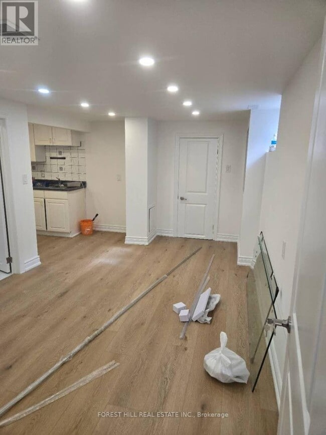 Building Photo - 52 Inniswood Dr