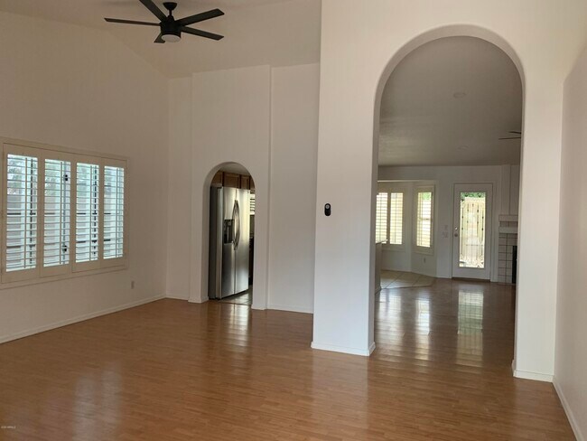 Building Photo - 11411 W Citrus Grove Way