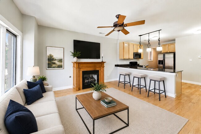 Foto del edificio - 2455 W Arthington St