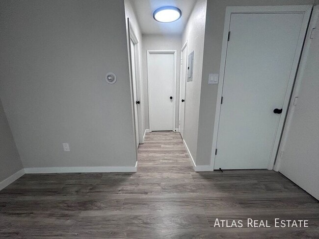 Foto del edificio - 551 S Fairfax St