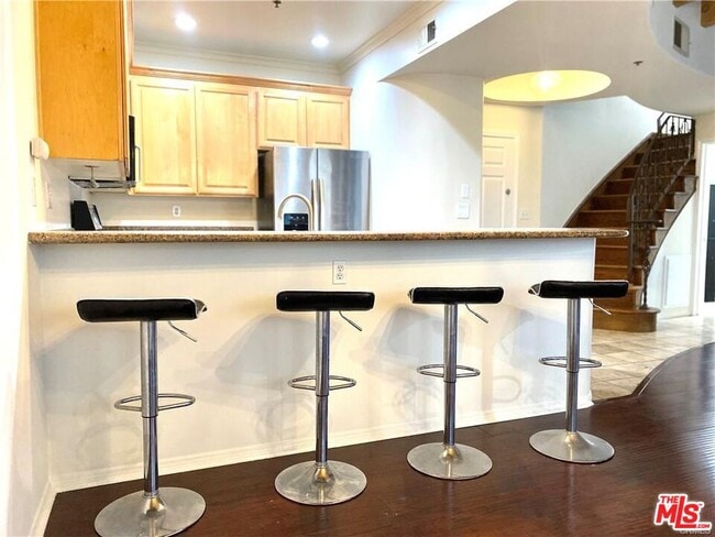 Foto del edificio - 4360 Ventura Canyon Ave
