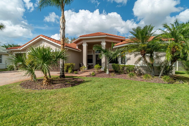 Foto del edificio - 11775 Osprey Point Cir