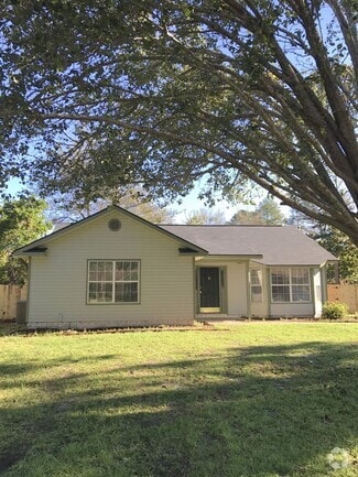 Building Photo - 611 Demere Street