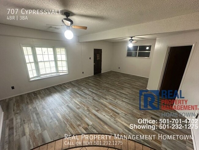 Building Photo - 707 Cypressvale-