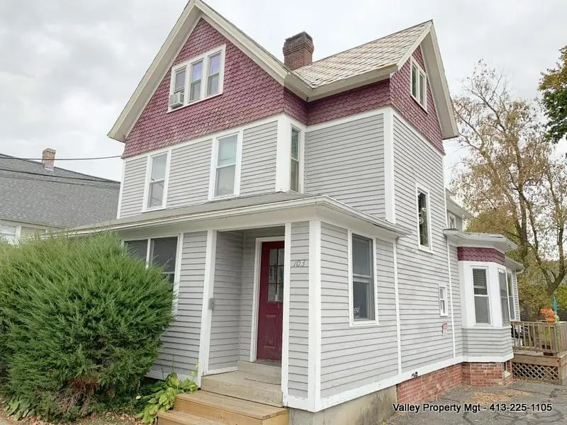 Primary Photo - 103 State St