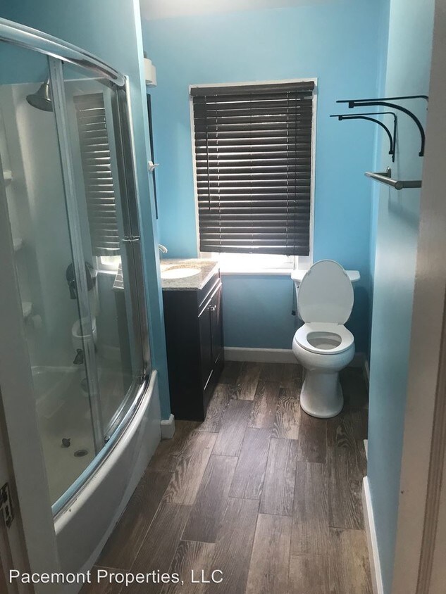 Foto principal - 55 W Lakeview Ave