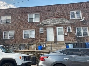 Building Photo - 6242 Mulberry St
