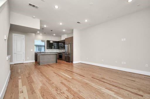 Foto del edificio - 2401 Crawford St