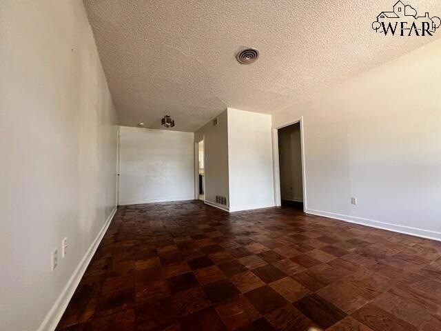 Building Photo - 4508 Lockwood Dr