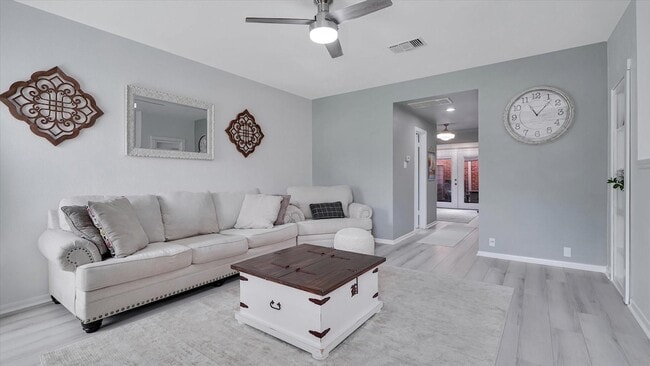 Building Photo - 2608 Bering Dr