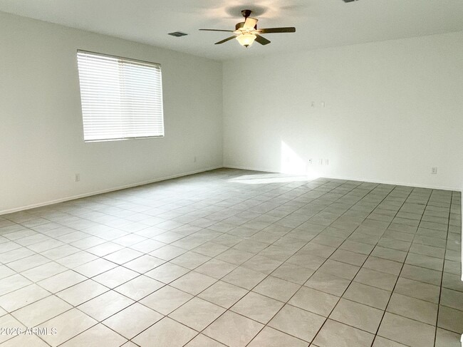 Building Photo - 15683 W Morning Glory St