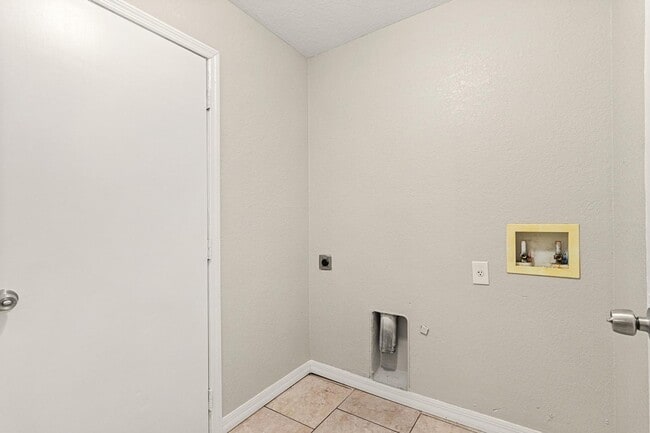 Photo - 3 Bedroom Home