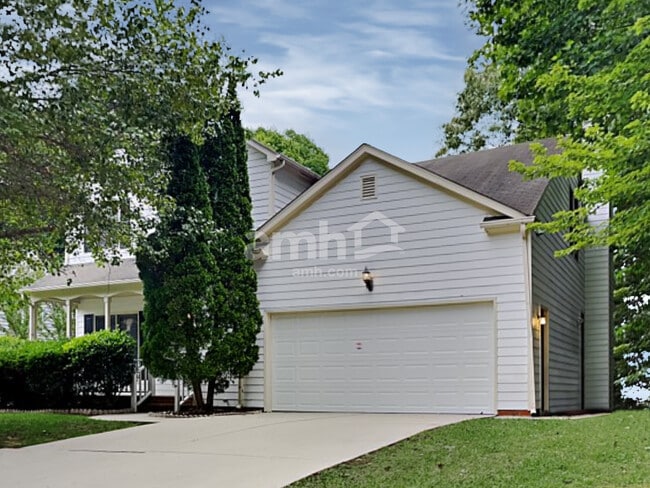 Building Photo - 1305 Groveland Trl