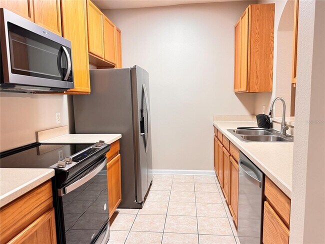 Foto del edificio - 6214 Stevenson Dr