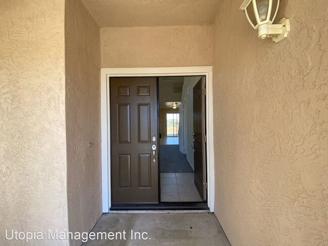 Building Photo - 4 br, 2.5 bath House - 3364 Hollowtree Drive