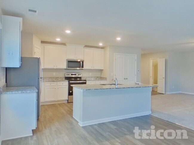 Foto del edificio - 4003 Reinfield Dr