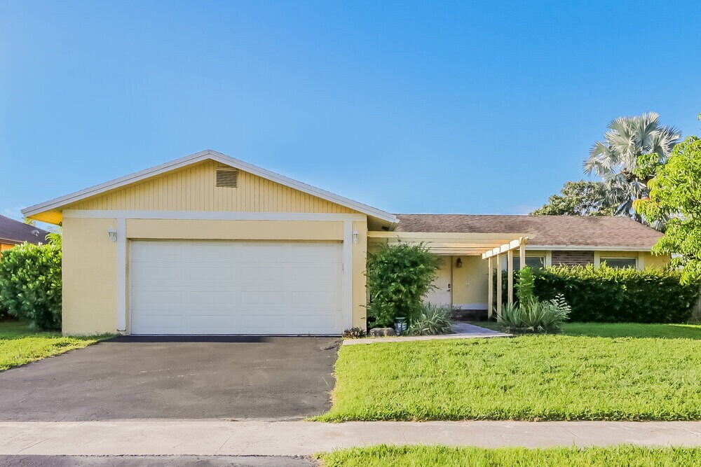 Foto principal - 11370 Chipmunk Dr