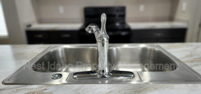 Foto del edificio - 8314 E Mourtan St