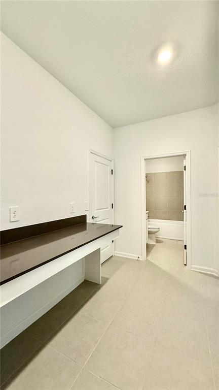 Foto del edificio - 3162 Armstrong Ave