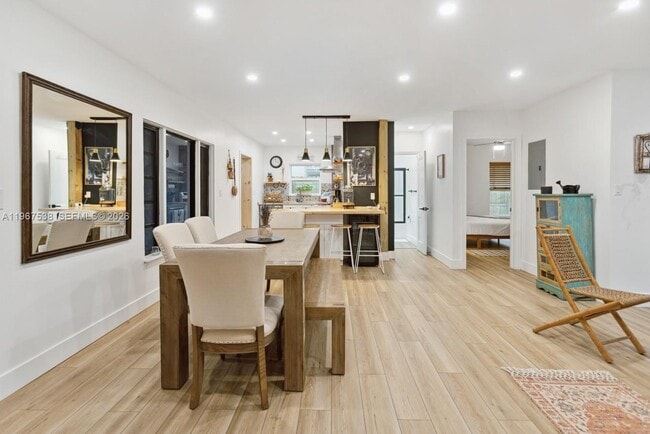 Building Photo - 1512 NW 4th Ave