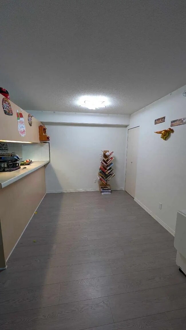 Photo du bâtiment - 6611 Cooney Rd